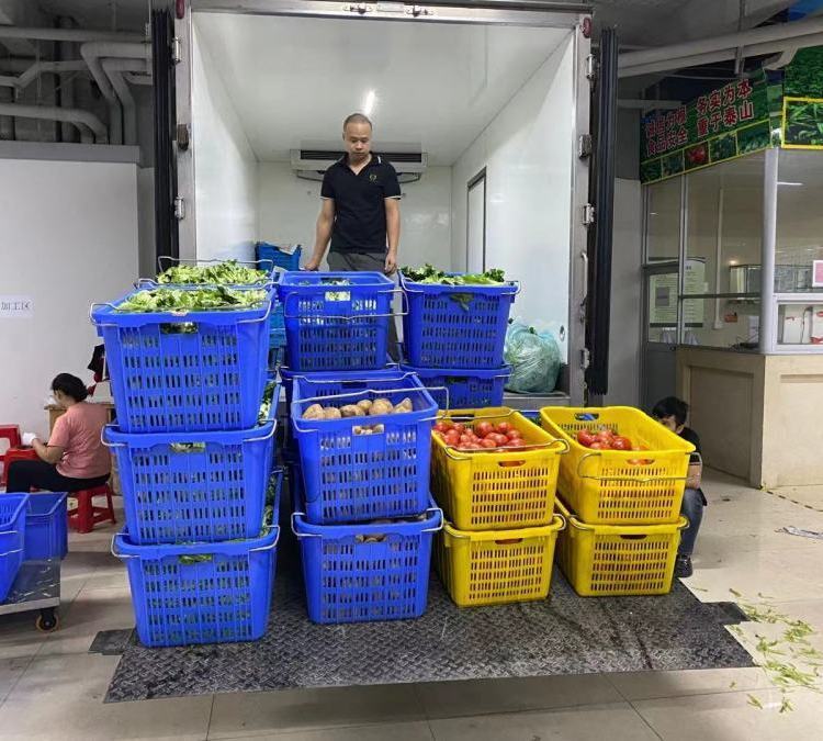 中堂生鲜 从基地到餐桌，打造全产业链生鲜果蔬配送服务